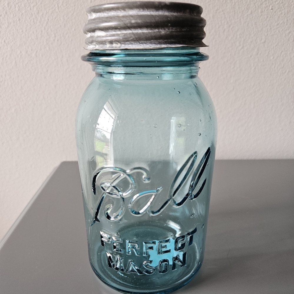 Ball Blue Mason Jar with Silver Lid